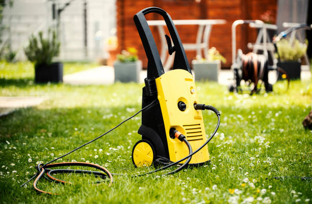 Best Sign and Awning Cleaning  in Vineyard, CA